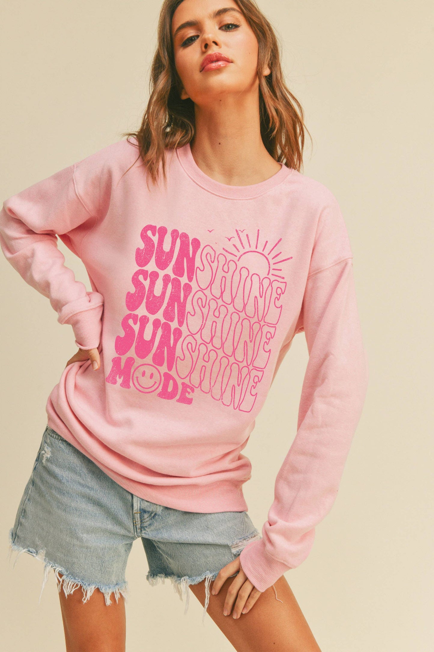 Sunshine Mode Graphic Sweatshirt: LIGHT HEATHER GREY / M