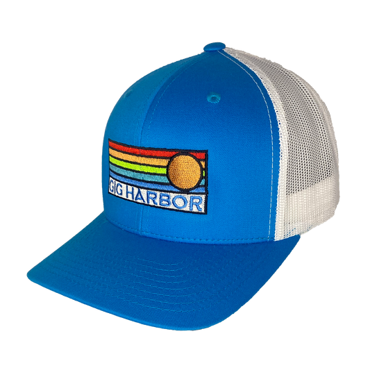 Sun Horizon Curved Bill Trucker Cap: Turquoise White